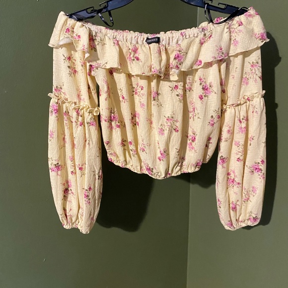 🌟F21 Floral Off-the-Shoulder Crop Top🌟 - Picture 7 of 7